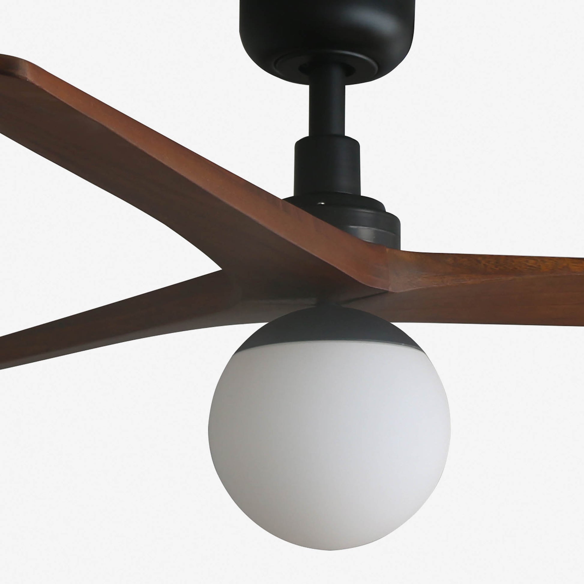 Ventilador de techo con luz silencioso FARO KLIM M moderno en negro y nogal, ref. 34277-11L, LUZGURU, iluminación E27 interior