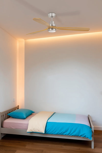 Ventilador de techo LED FARO Serie 3337 Ref 33560DC diseño moderno eficiente con 3 aspas de madera de pino, luz SMD LED 3000K opal cristal, motor DC 6 velocidades níquel satinado acero IP20 LUZGURÚ