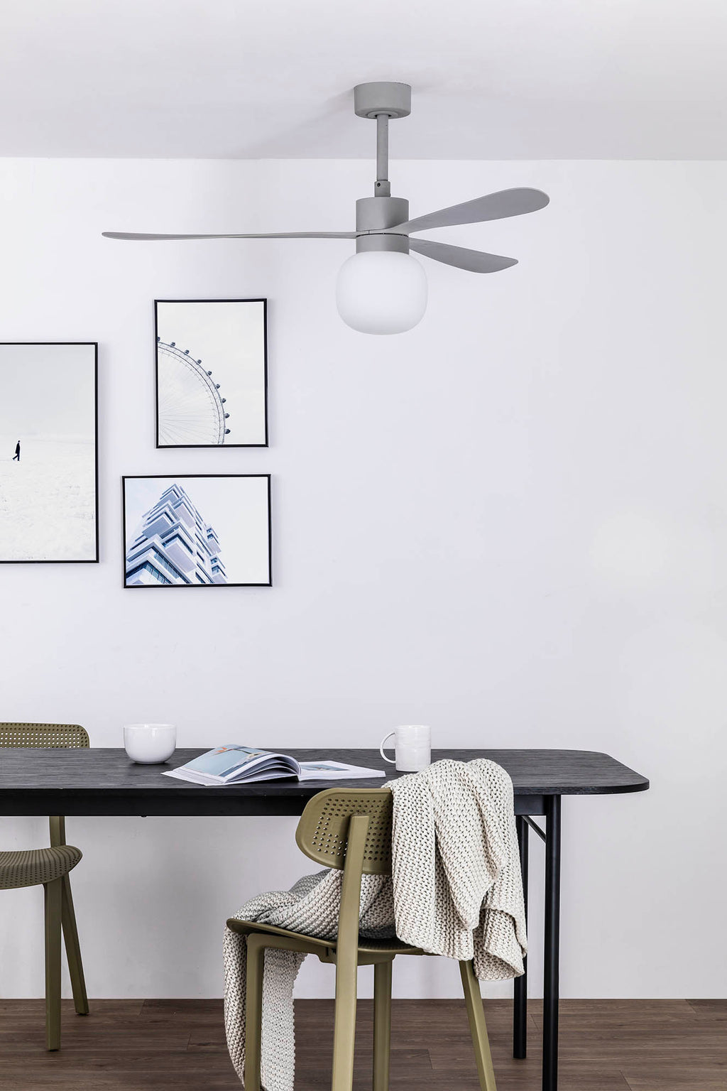 Ventilador de techo LED gris con diseño moderno FARO Serie 3328 - Iluminación y ventilación eficiente por LUZGURU