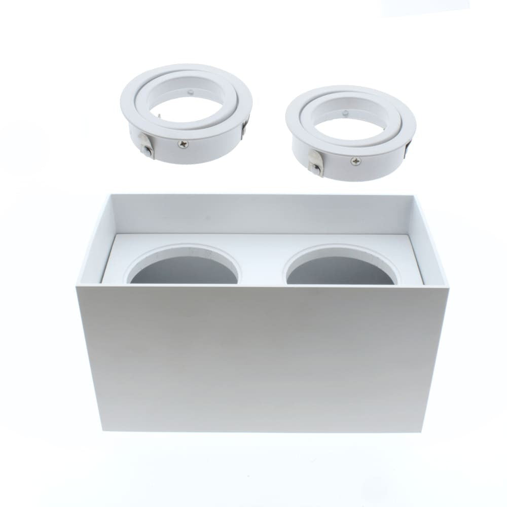 Foco Clark fabricado en aluminio color blanco, ideal para iluminación interior