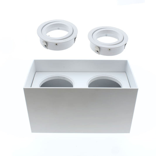 Foco Clark fabricado en aluminio color blanco, ideal para iluminación interior