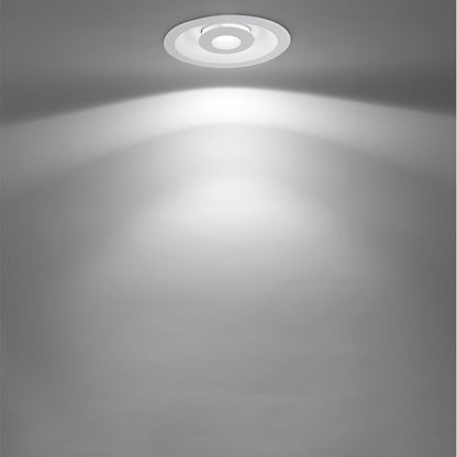 Iluminación empotrada moderna ideal para pasillos