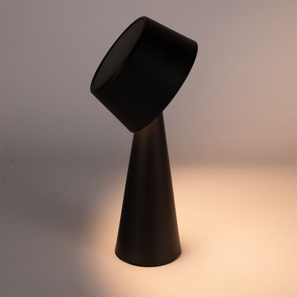 Lámpara Allua fabricada en color Negro, ideal para exterior