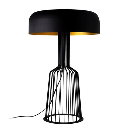 Lámpara fabricada en Metal color Negro con interior Dorado