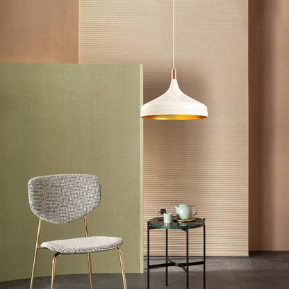 Elegante lámpara de techo blanca y dorada ideal para salón