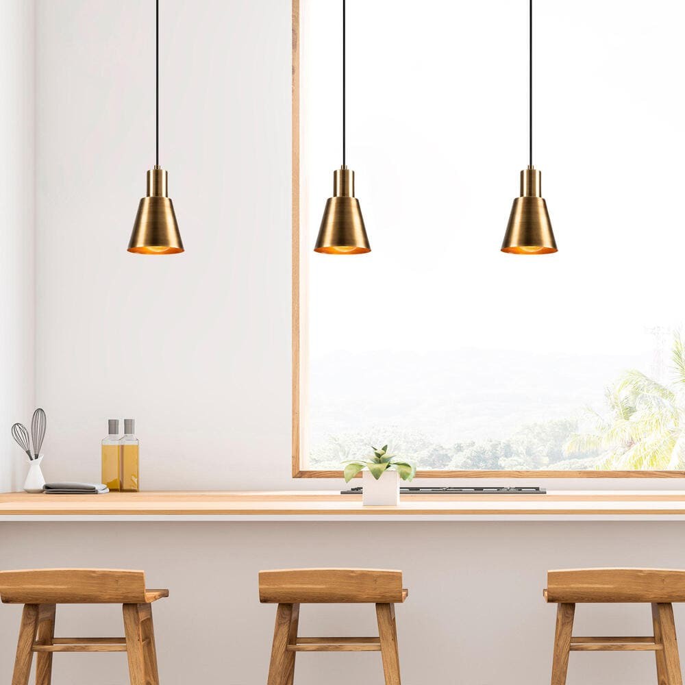 Lámpara colgante industrial en oro viejo ideal para salón