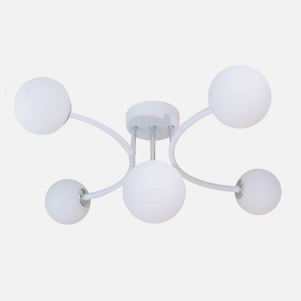 Lámpara La Habana fabricada en metal color blanco y cromo con tulipas de cristal