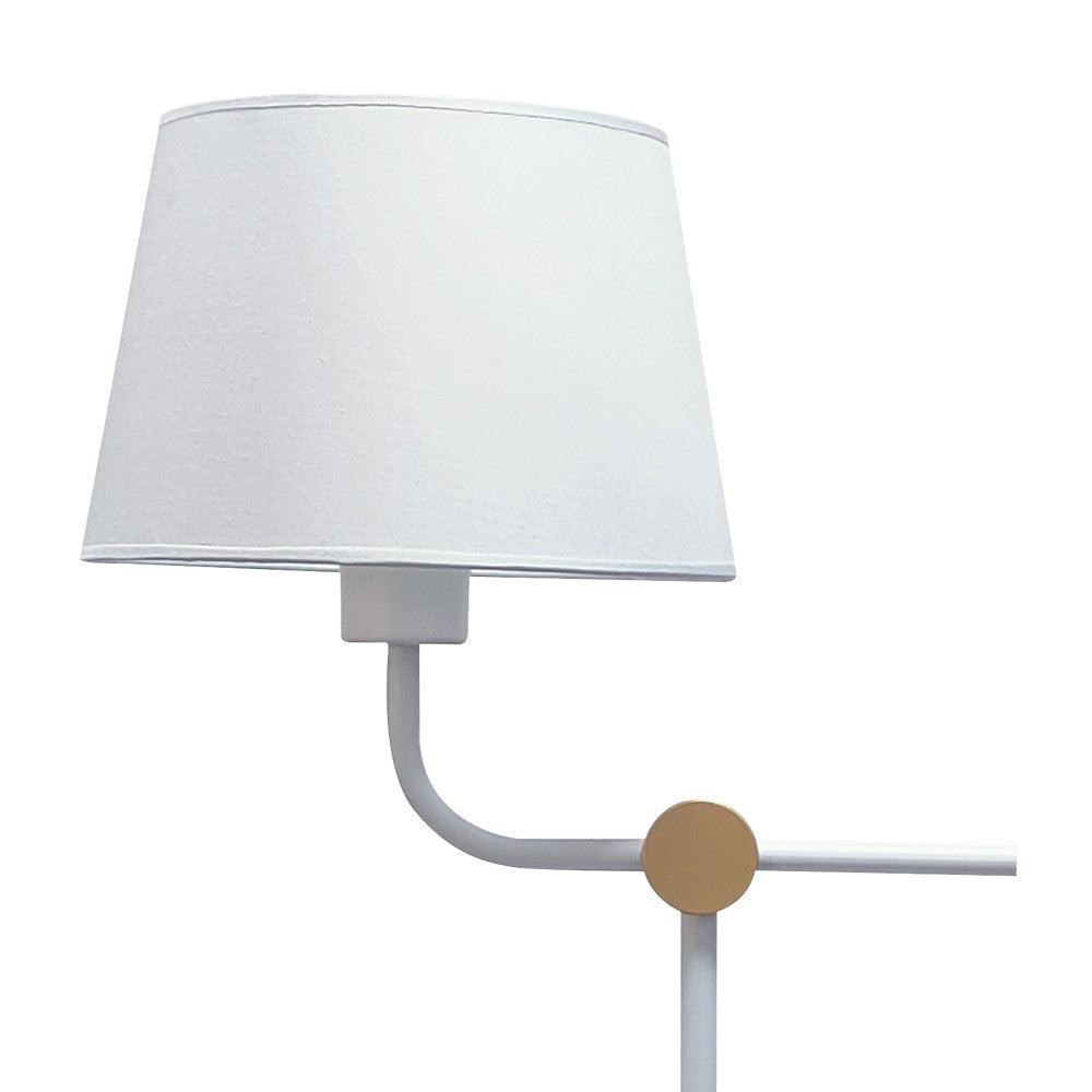 Lámpara Solor fabricada en metal color blanco con pantalla de tela blanca