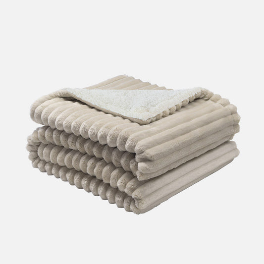 Manta Jaraiz fabricada en Poliéster color Beis/Blanco