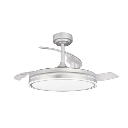Moderno ventilador con aspas plegables ideal para salón