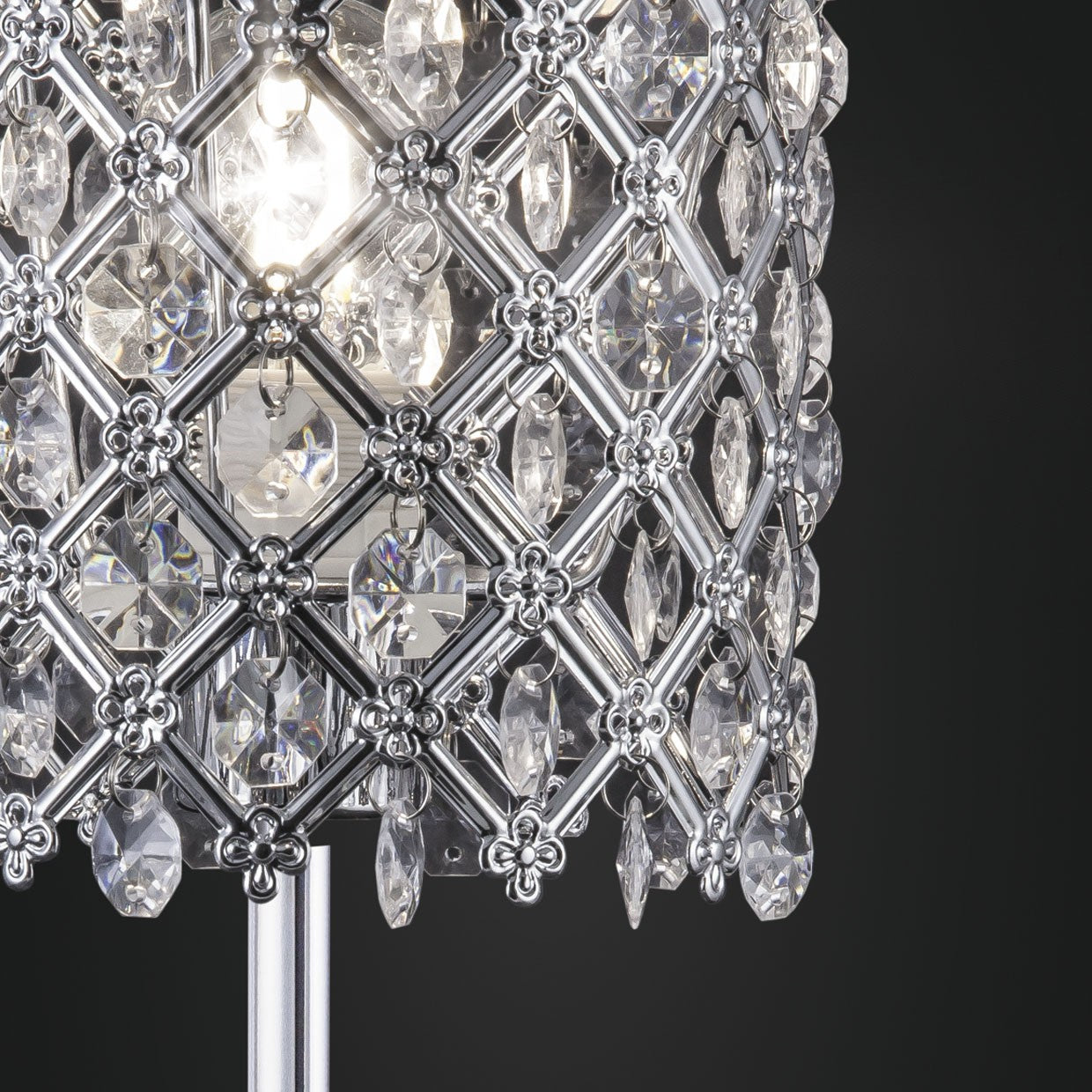 Pendel Elkan Cromo AJP/Alemar (Ref. 10742): Dimensiones detalladas.  Elegante diseño industrial para fácil instalación.  Compra ya en LuzGuru.
