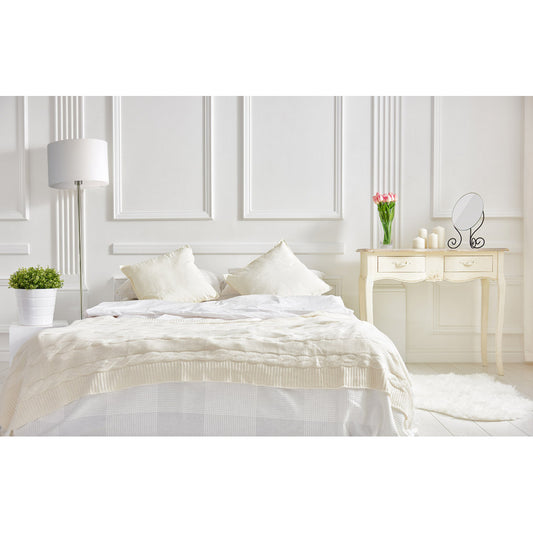Lámpara de pie Aldebaran fabricada en metal color cuero con pantalla textil beige