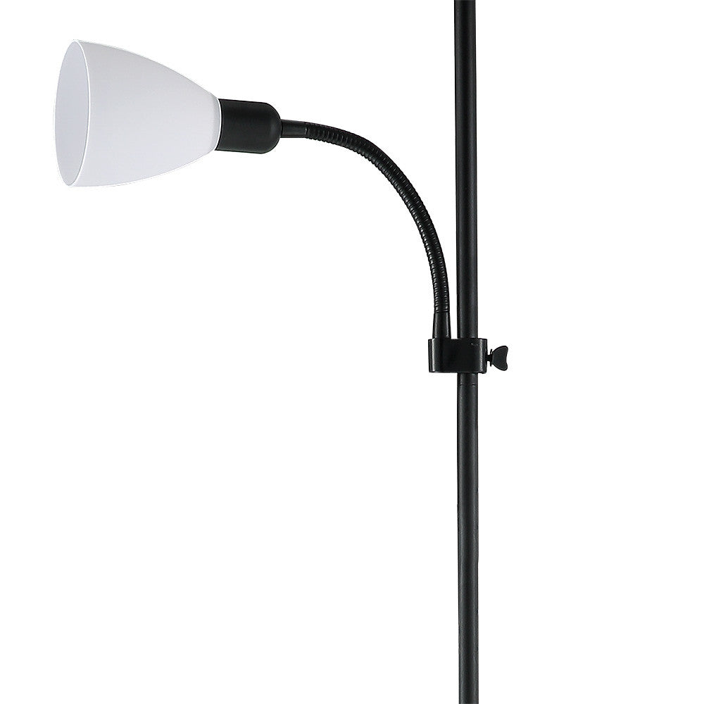 Lámpara Rilon fabricada en metal color negro con pantalla textil blanca