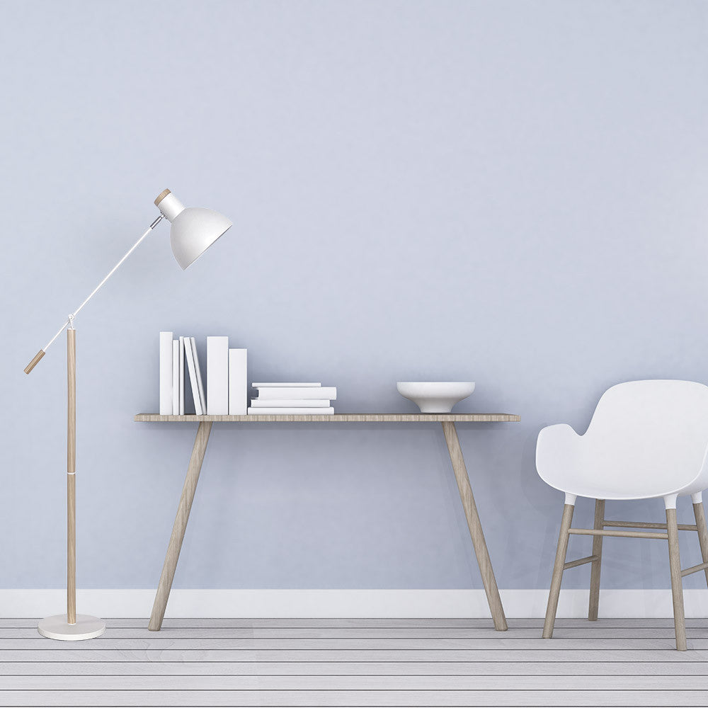 Lámpara Biel fabricada en metal y madera color blanco y haya