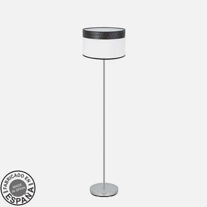 Lámpara Cloe fabricada en metal cromado y textil color madera negra y blanco