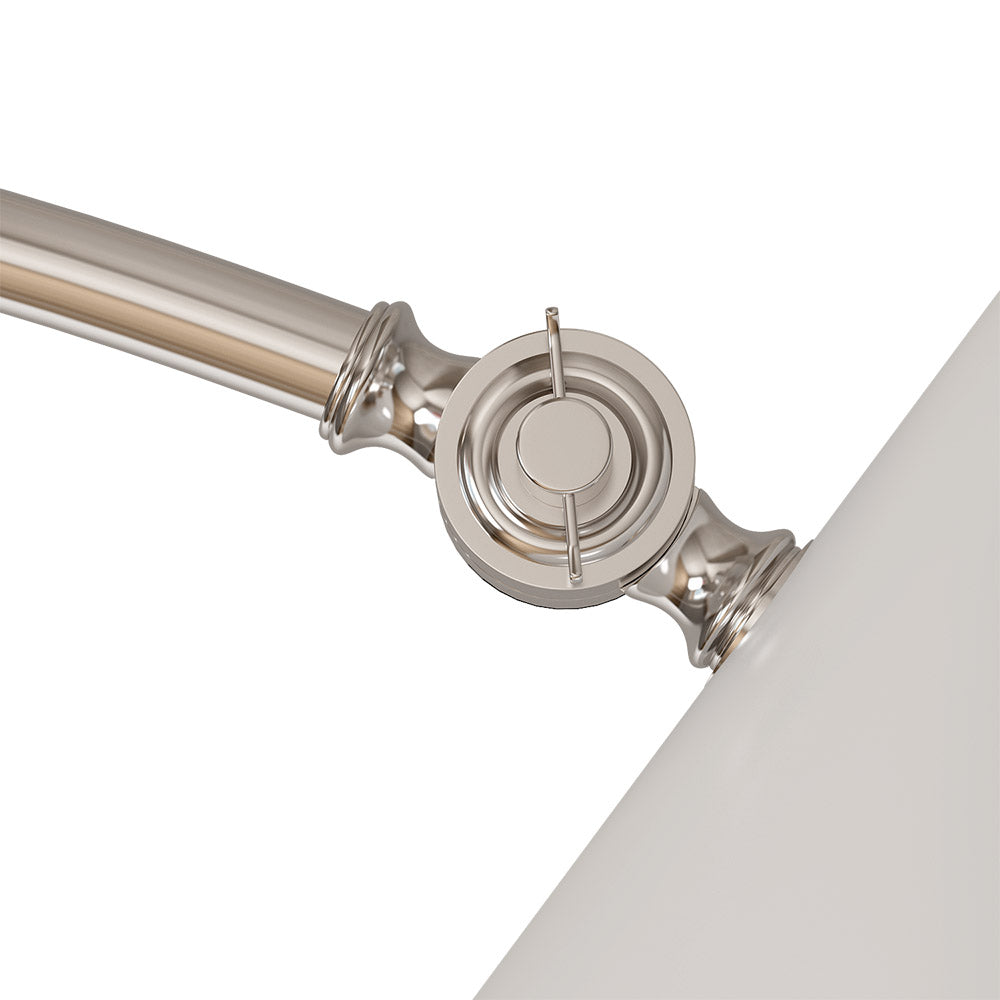 Lámpara de pie Empire fabricada en metal color blanco