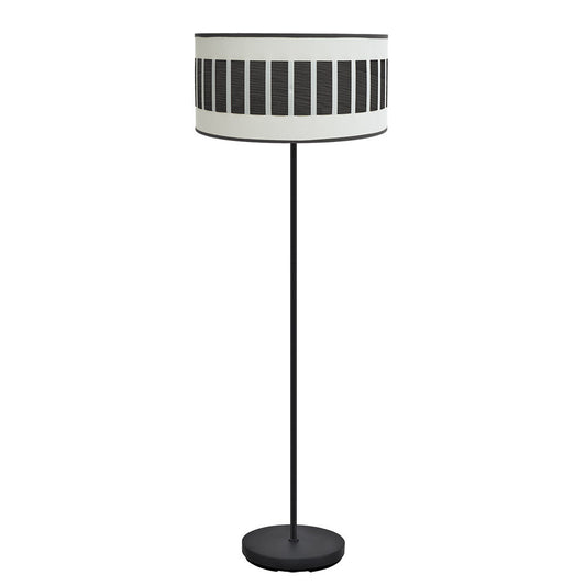Pie de salón Ivanna de Fabrilamp, estructura metal negro con pantalla textil blanca y madera negra