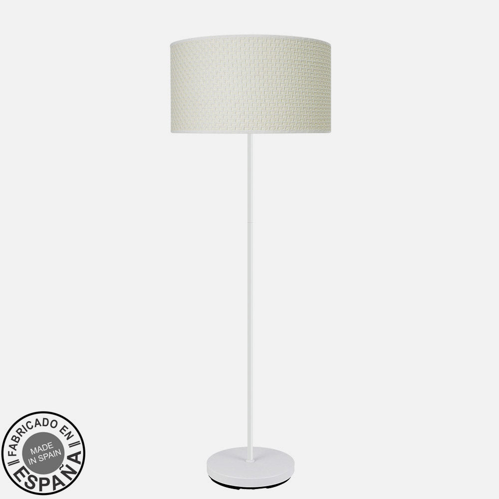 Lámpara de pie MODA fabricada en metal color blanco y cañizo blanco
