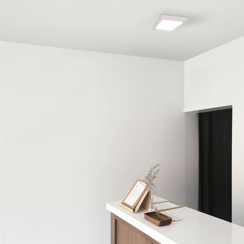 Plafón LED con 960 lúmenes, ideal para iluminar tu hogar