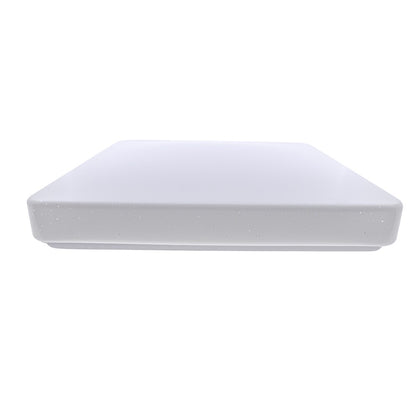 Plafón Sever fabricado en aluminio y acrílico, color blanco con diseño moderno