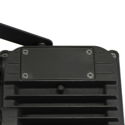 Proyector Luxek fabricado en aluminio y vidrio templado, color gris