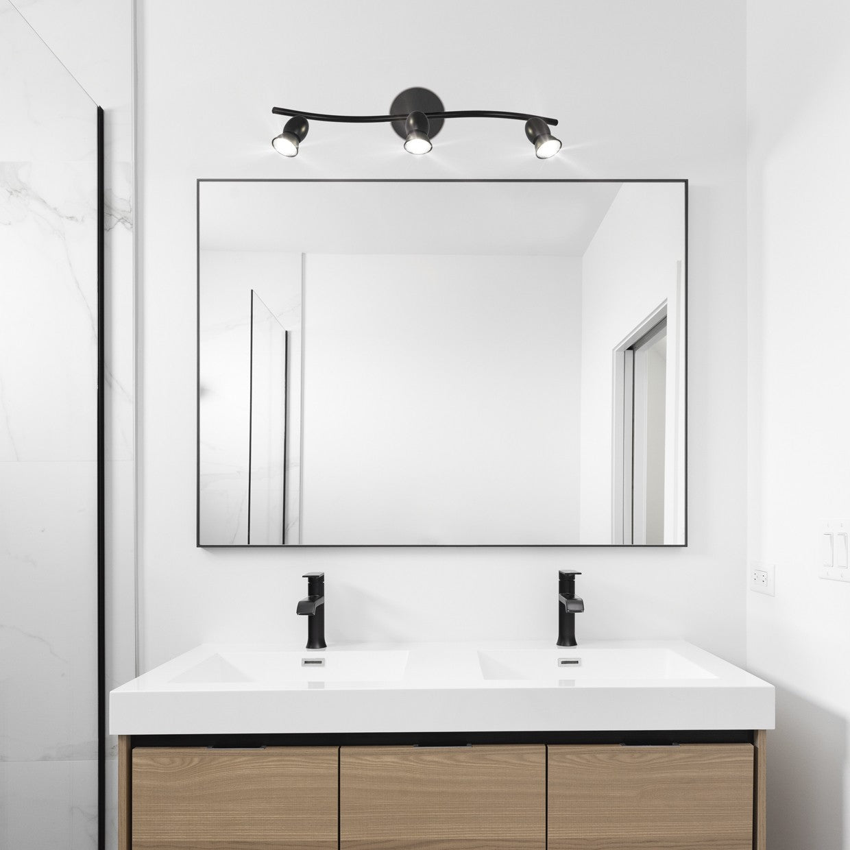 Medidas Regleta 3 Luces Bala Negra AJP/Alemar Ref. 11308 - luzguru.com
