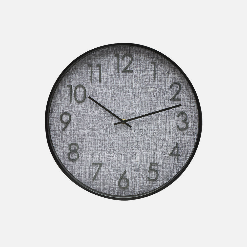 Reloj de pared con movimiento continuo, ideal para un ambiente silencioso