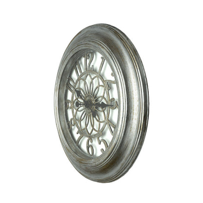 Reloj de pared Kumico Plata 58cm, detalle de las agujas y la esfera.