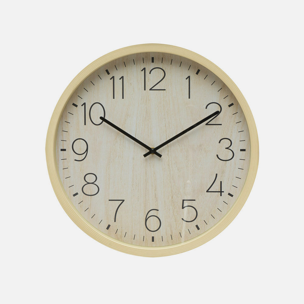 Reloj de pared con movimiento continuo y diseño atemporal
