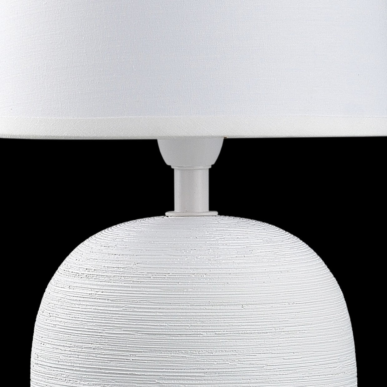 Sobremesa Baxter Blanca AJP/Alemar (Ref. 11377): Dimensiones detalladas.  Diseño elegante, iluminación cálida y envío rápido.  Compra en LuzGuru.com
