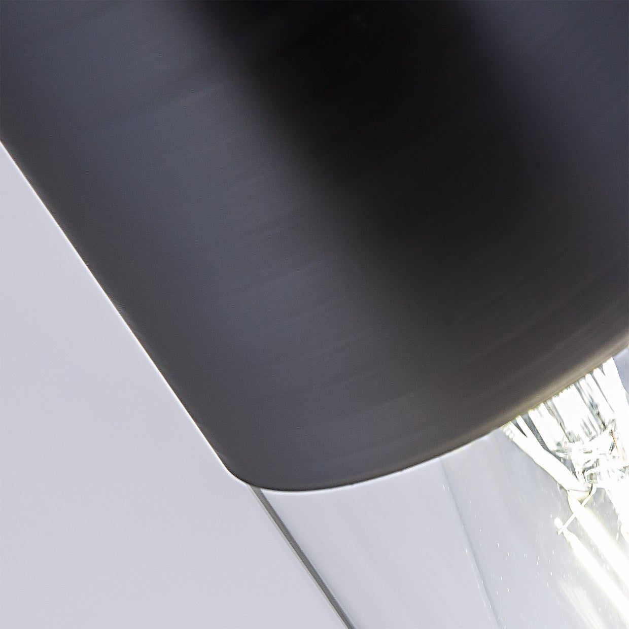 Sobremesa Derek Negra Moderna AJP/Alemar (Ref. 60420) - Medidas.  Luzguru.com
