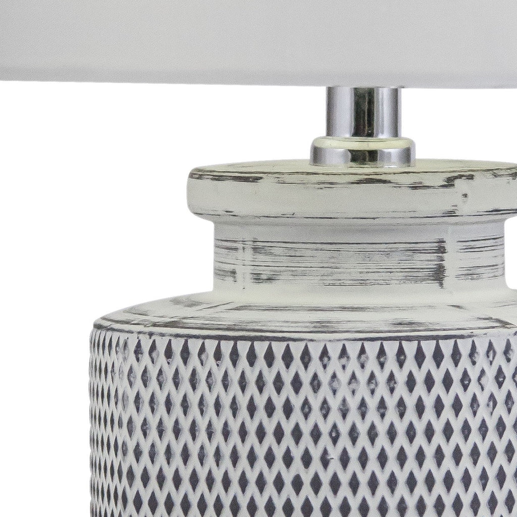 Sobremesa Hilton AJP/Alemar (Ref. 3269PT-1PCR): Descubre sus elegantes dimensiones, perfecta para tu salón o dormitorio.  LuzGuru.
