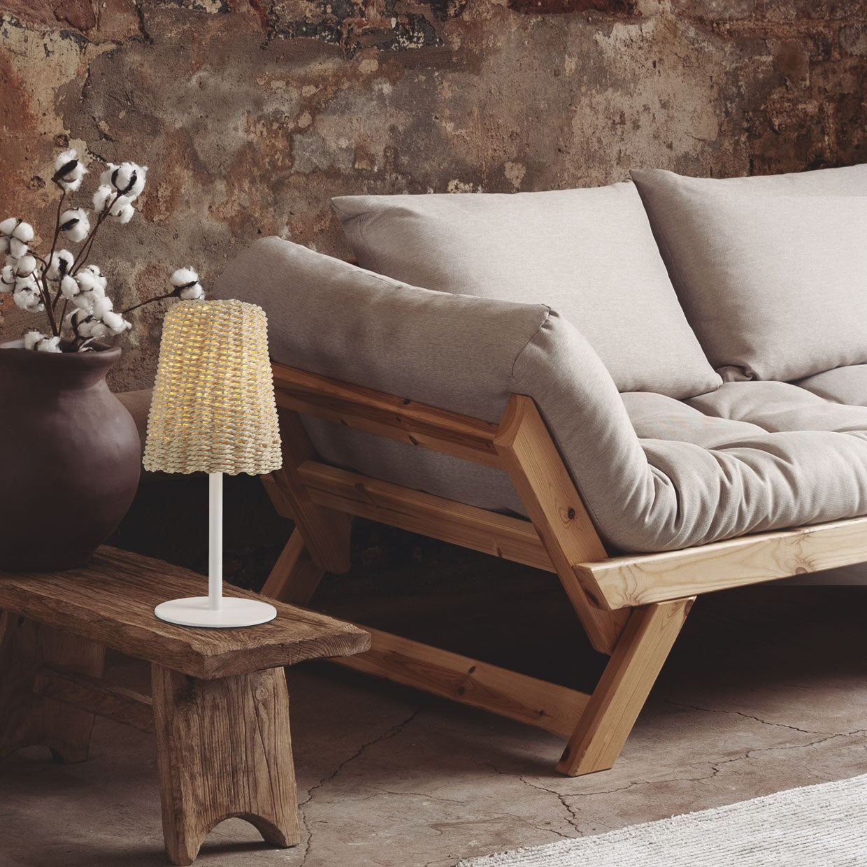 Sobremesa Soto Blanca AJP/Alemar (Ref. 11032): medidas detalladas de la lámpara de sobremesa de fibras naturales con portalámpara E-14 para bombilla de 40W. LuzGuru.
