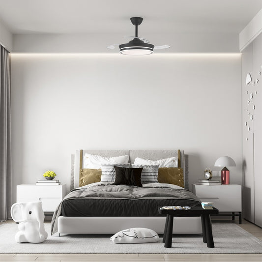 Ventilador fabricado en acero color negro con aspas de PC