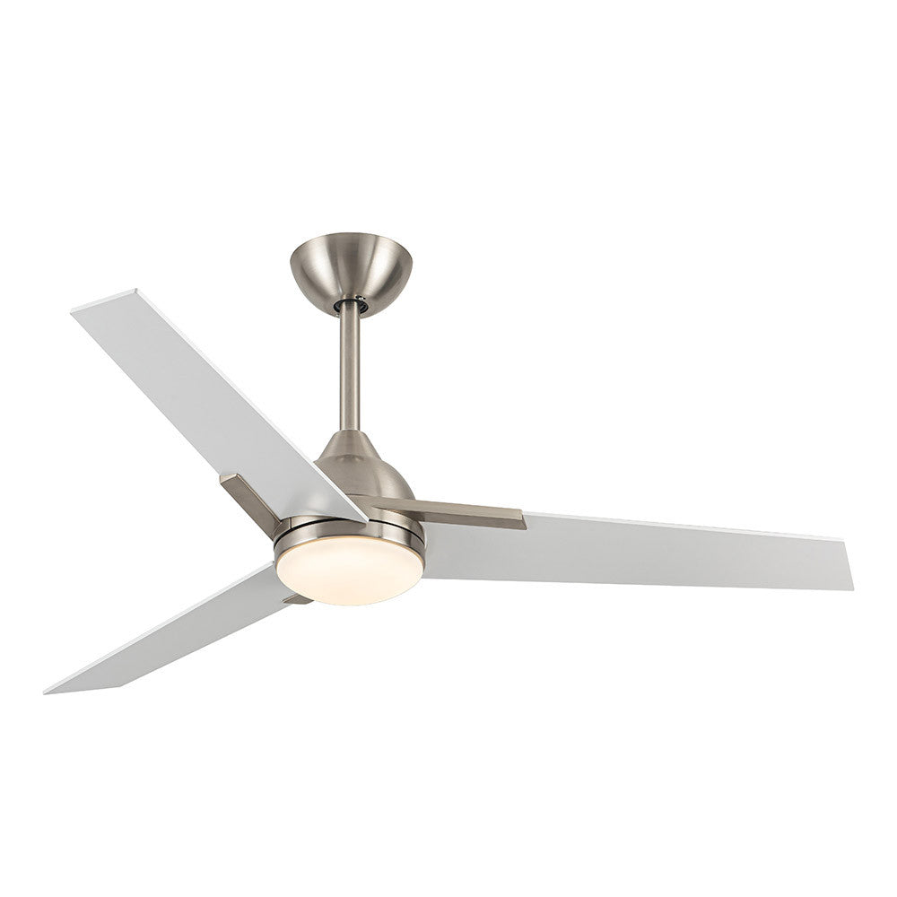 Ventilador Argestes fabricado en metal níquel con aspas de MDF blanco mate y cristal transparente