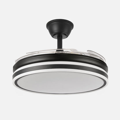 Ventilador Bayomo fabricado en metal color negro con aspas de ABS transparente