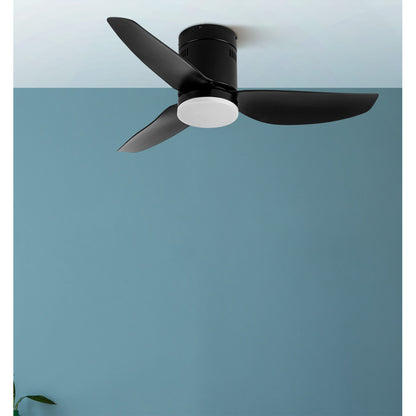 Elegante ventilador negro ideal para el salón