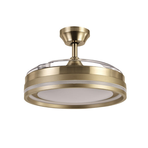 Vista detallada del ventilador de techo Cerrato Cuero, destacando el mando a distancia y las funciones de temporizador.