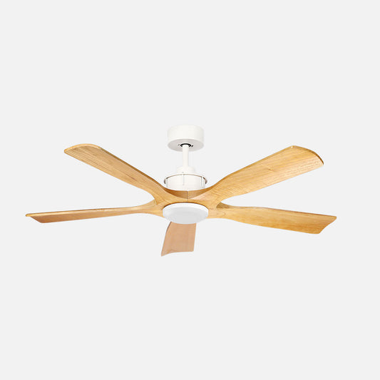 Ventilador Letur fabricado en metal color blanco y aspas de madera color haya