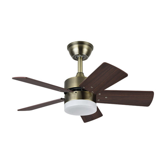 Ventilador de Techo Marta 76 cm LED 36W Cuero Cerezo/Nogal Fabrilamp instalada en ambiente decorativo de salón o dormitorio | Fabrilamp / Abrila