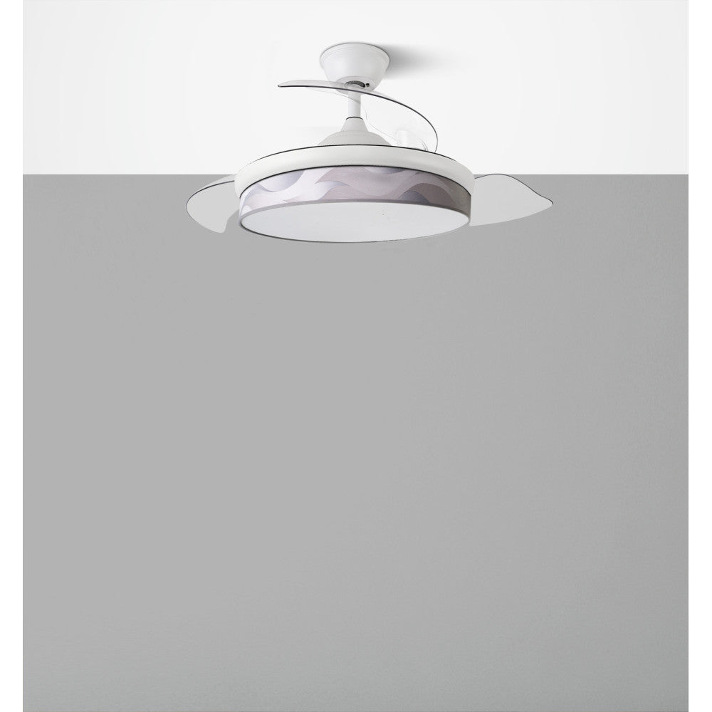 Elegante ventilador con aspas retráctiles ideal para salón