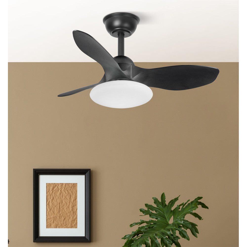 Ventilador de techo Paramo fabricado en Metal y ABS color Negro