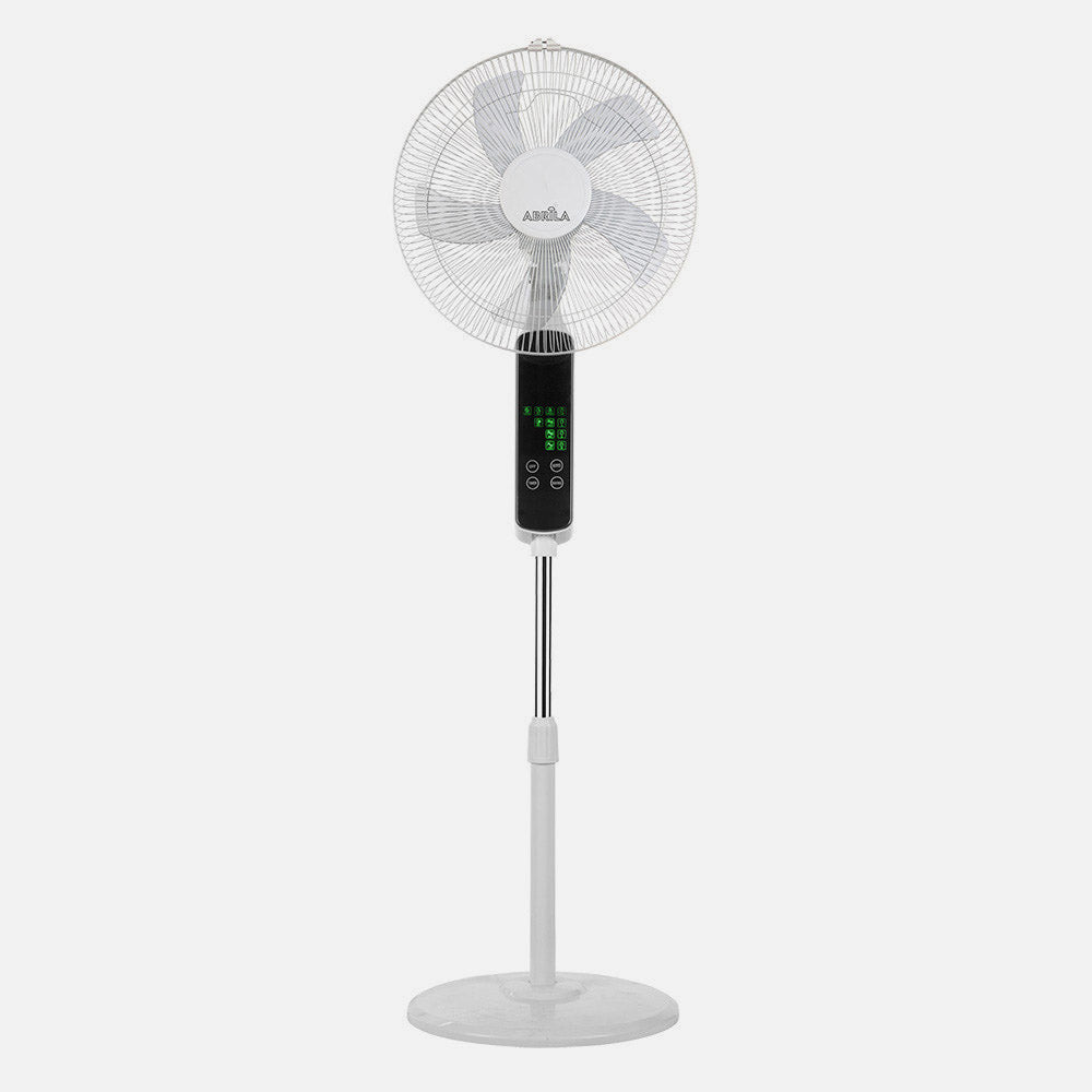 Ventilador de pie Rodium fabricado en metal color blanco