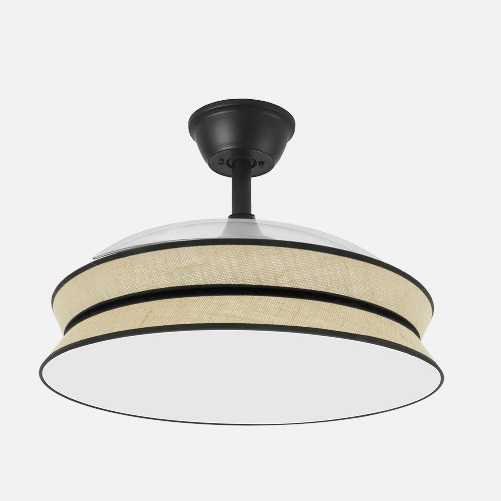 Ventilador Decor con aspas retráctiles fabricado en metal color negro y natural