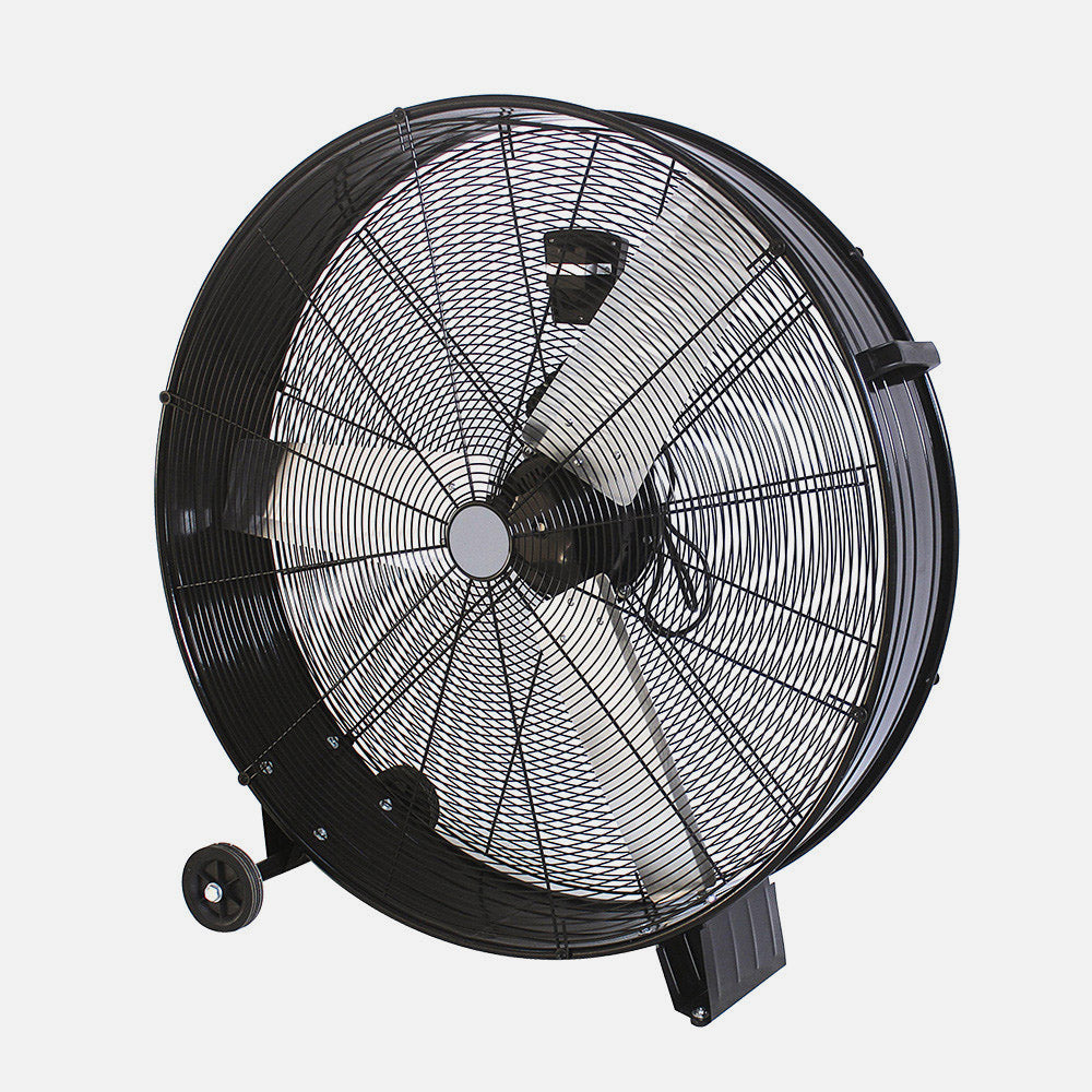 Ventilador industrial Maximum Fabrilamp / Abrila fabricado en metal negro con 3 velocidades